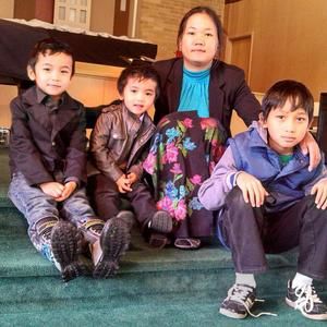 Meet your Posher, Esther